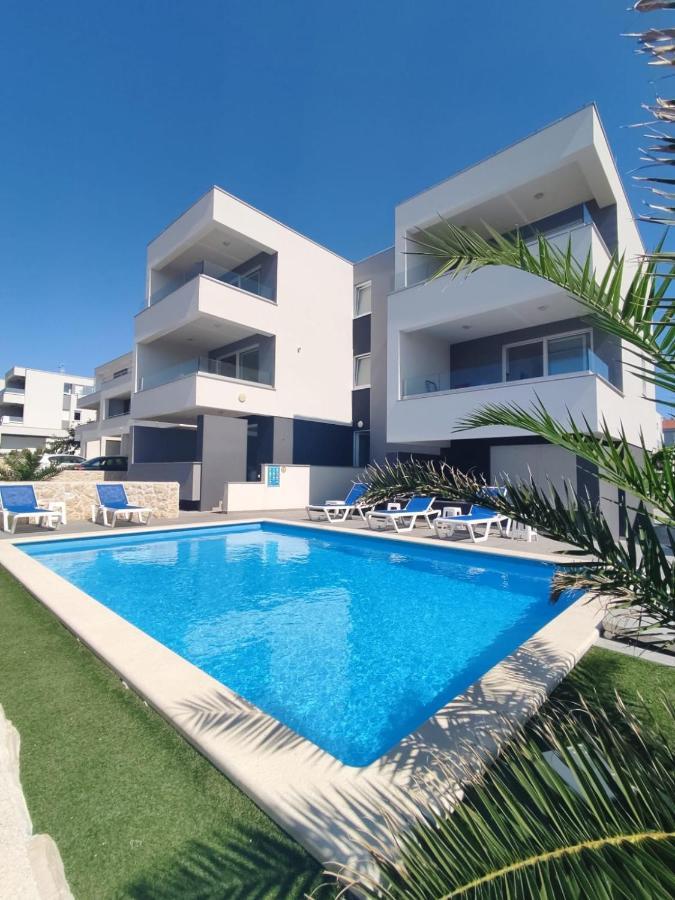 Villa Mateo Novalja Buitenkant foto